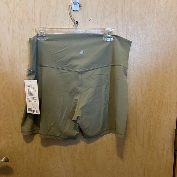 NWT lululemon align HR short 6"